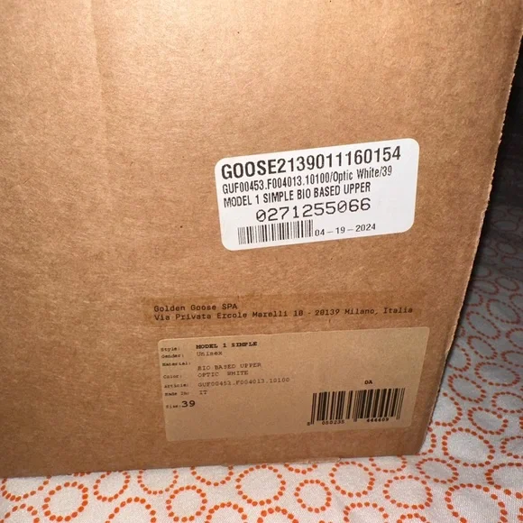 GOLDEN GOOSE SNEAKERS 39